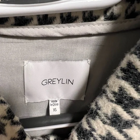 Cosy shacket - Picture 2 of 3